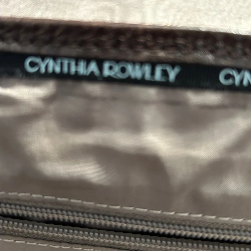 Elegant Brown Leather Handbag by Cynthia Rowley - Picture 3 of 5